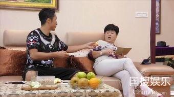 女婿上门了在线观看,家庭温馨瞬间，笑中带泪的亲情故事